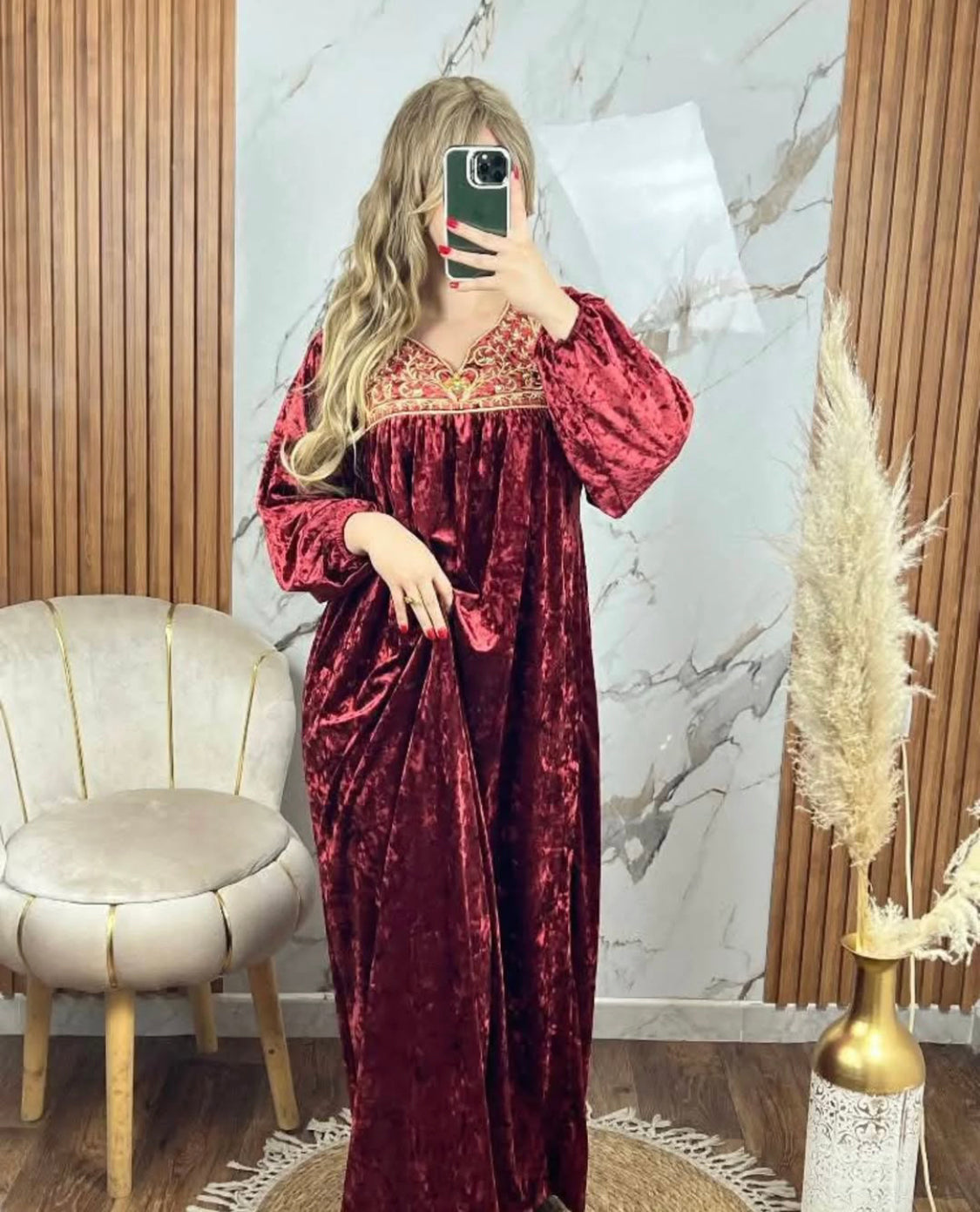 robe nahla