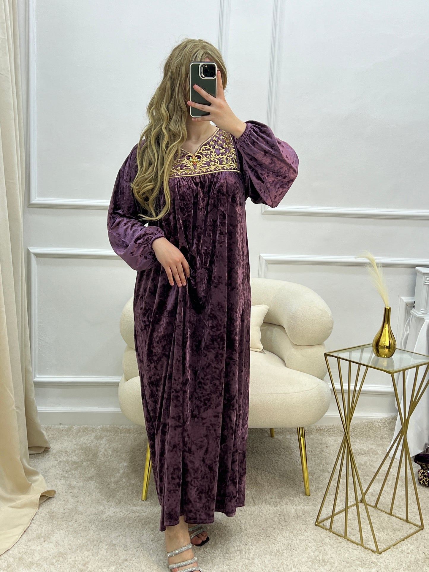 robe nahla