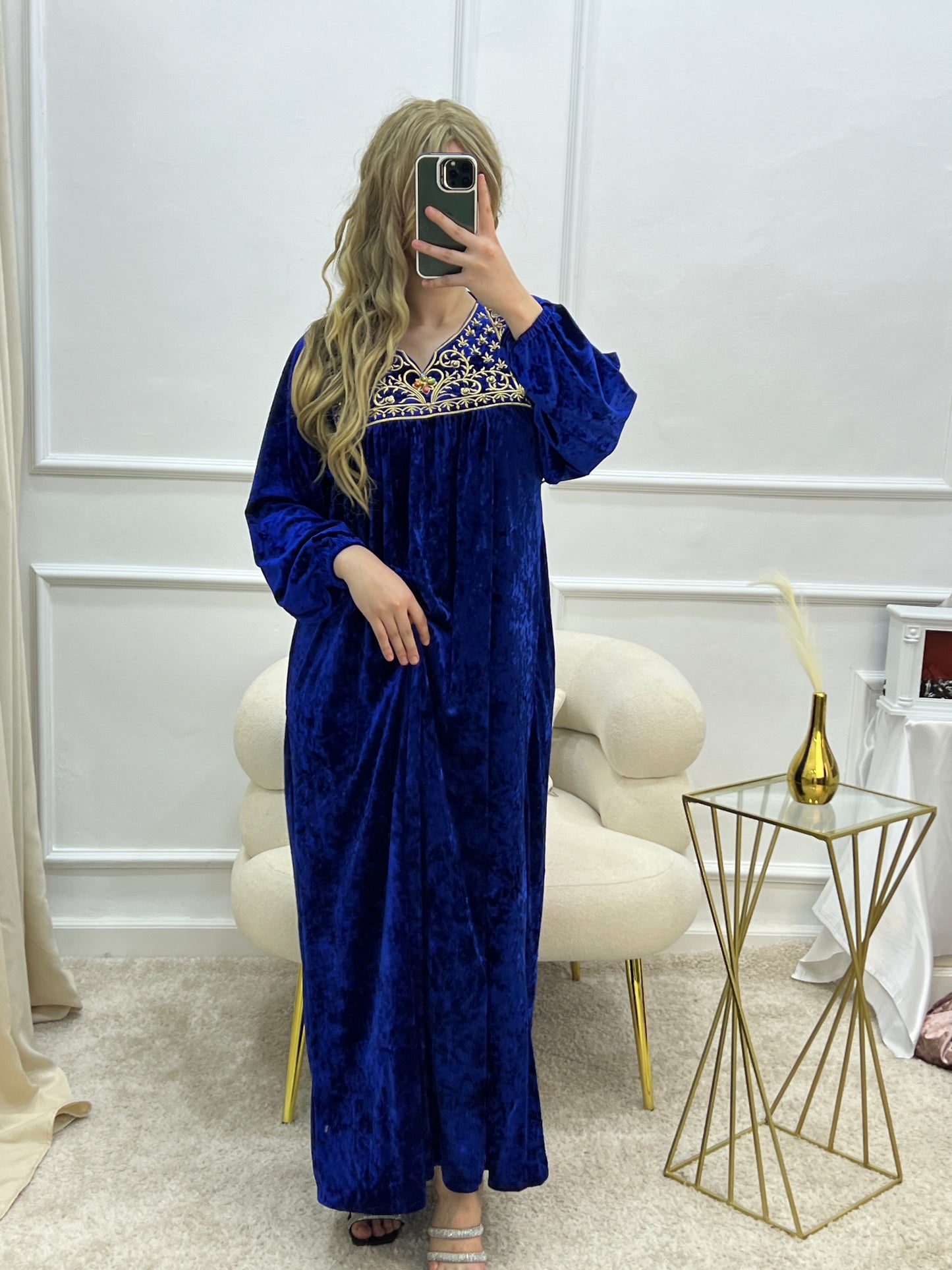 robe nahla