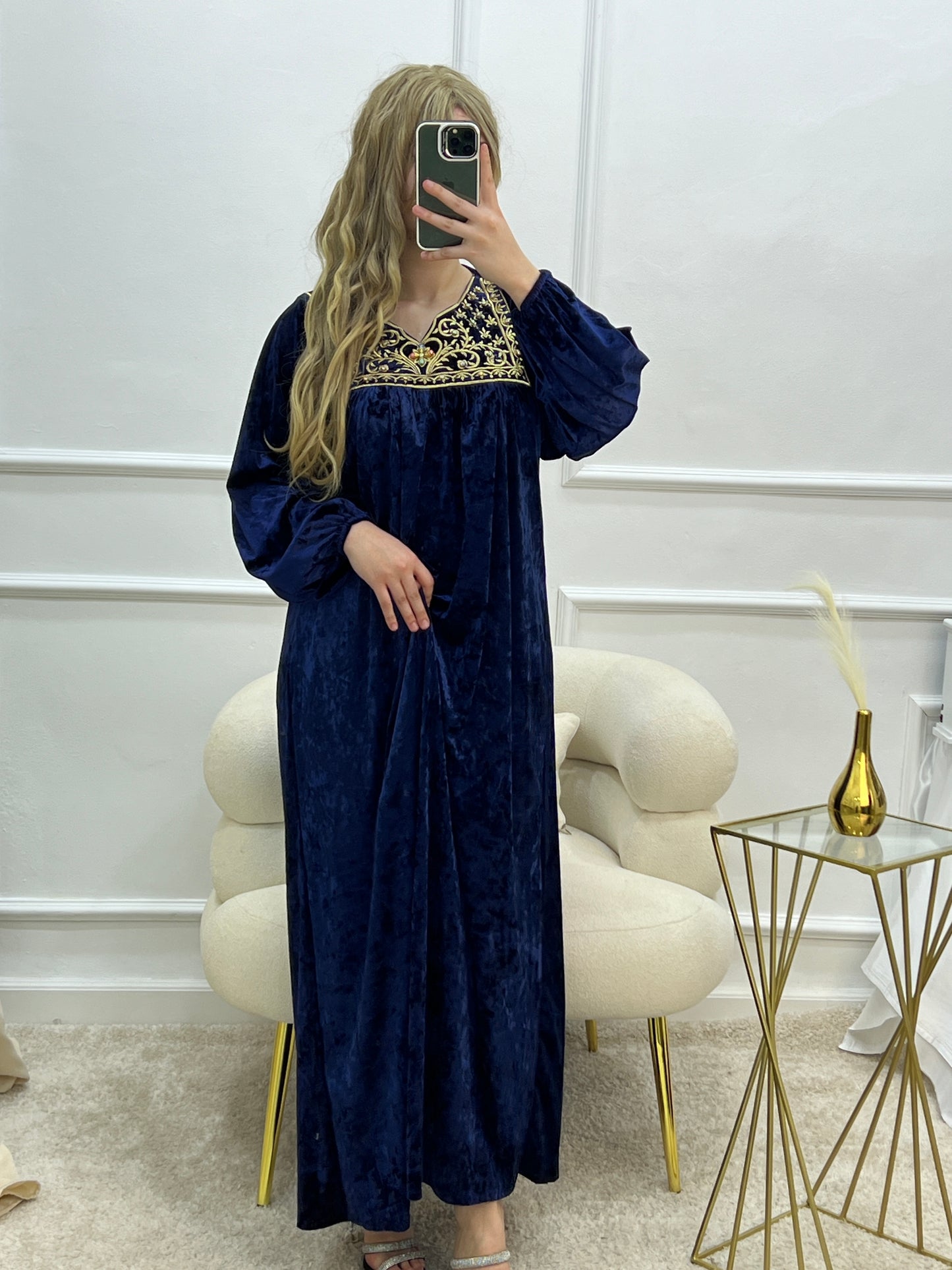 robe nahla