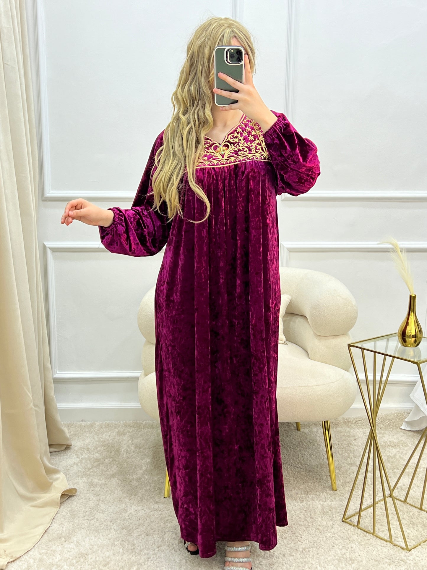 robe nahla