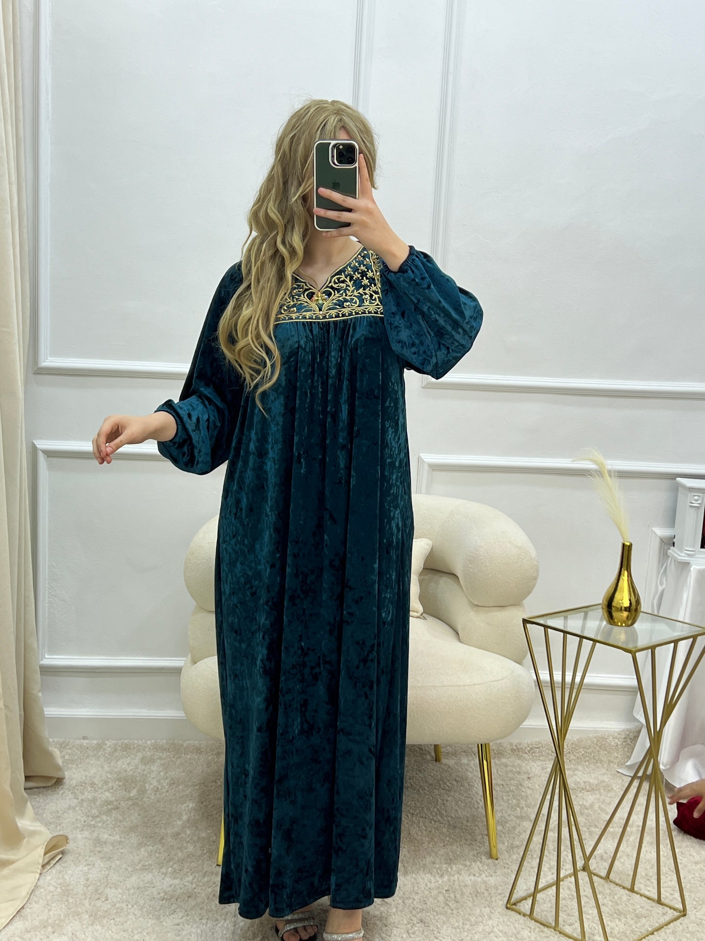 robe nahla